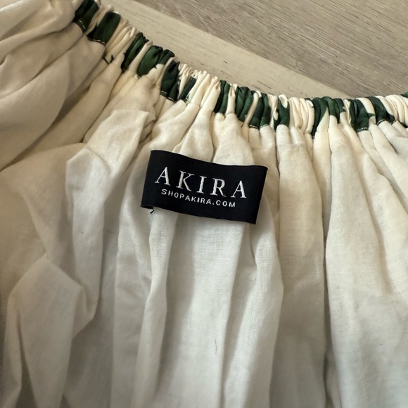Akira Christmas skirt with tulle inside and pom detailing and leaf print - Picture 3 of 5
